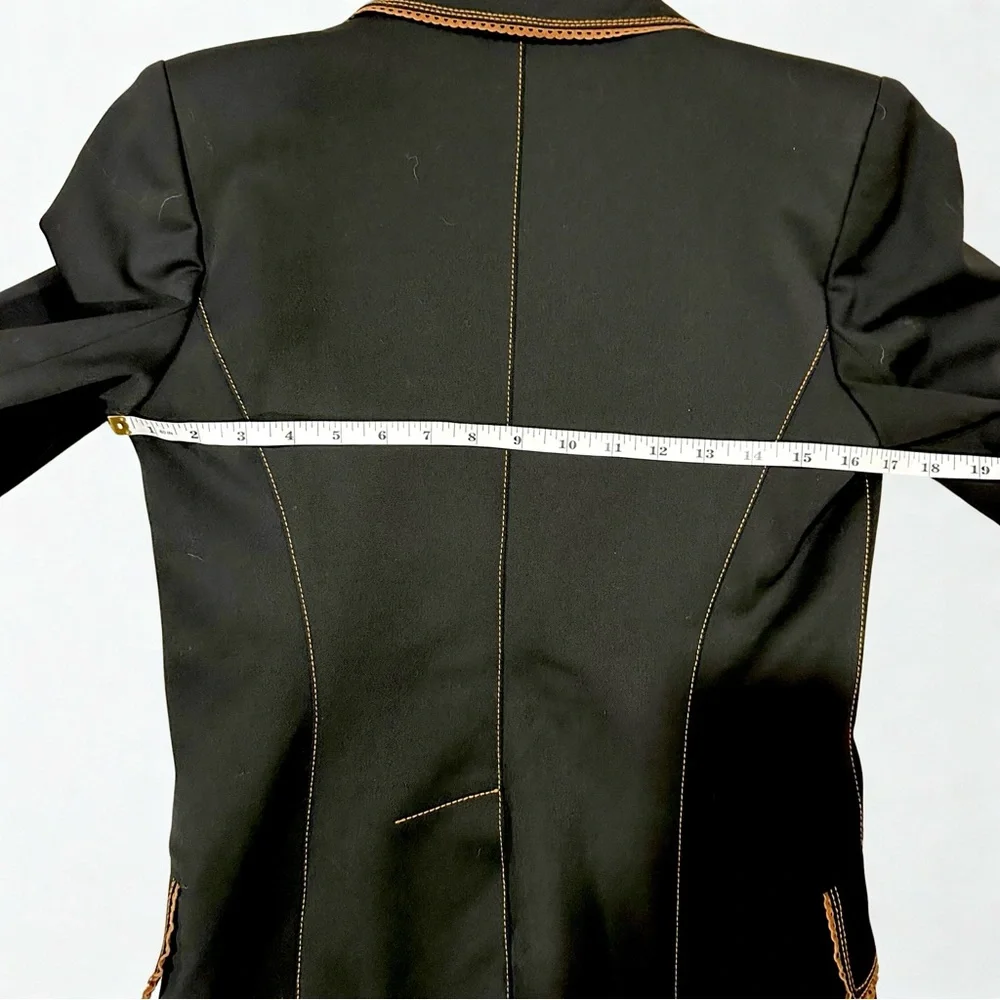 Vintage Tailored Black Blazer Size S Made in France French Chic Quiet Luxury EUC - Picture 8 of 10